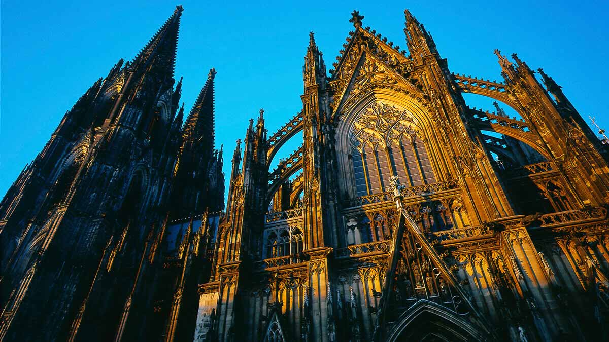With its 157.39 meters the Cologne Cathedral is the second highest church building in Europe.